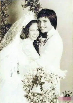 59岁甄妮曝女儿生父 称用亡夫冷冻精子生女 - 园丁之子 - 书香传人