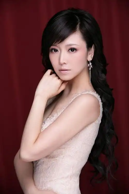 资料图片每日文娱播报主持人陈晨15