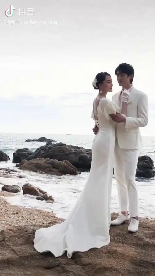 苗苗史蒂文的这默契还有谁苗苗vivi史蒂文2月6号满月庆