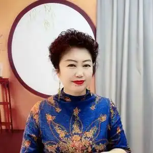 五爱凤姐精品中老年女装头像