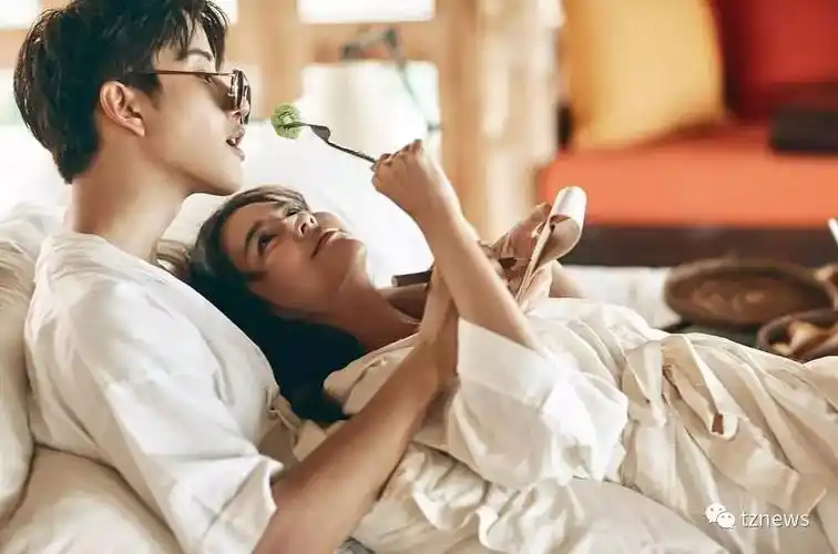 泰星aommike杂志写真太甜网友请直接宣布结婚吧