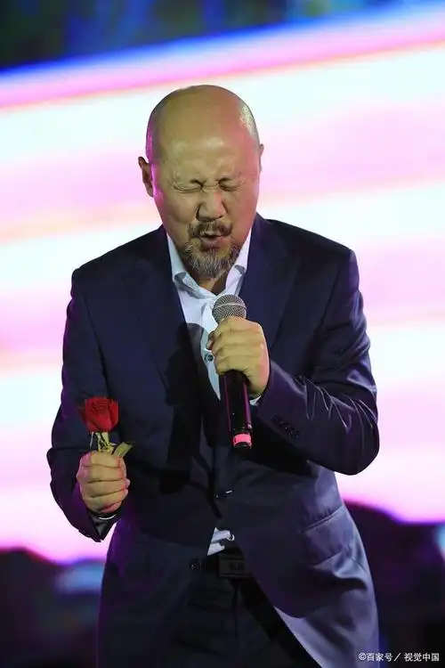 腾格尔:草原歌王的坎坷人生