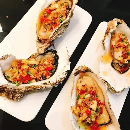 拥^_^ 夏做的烤生蚝