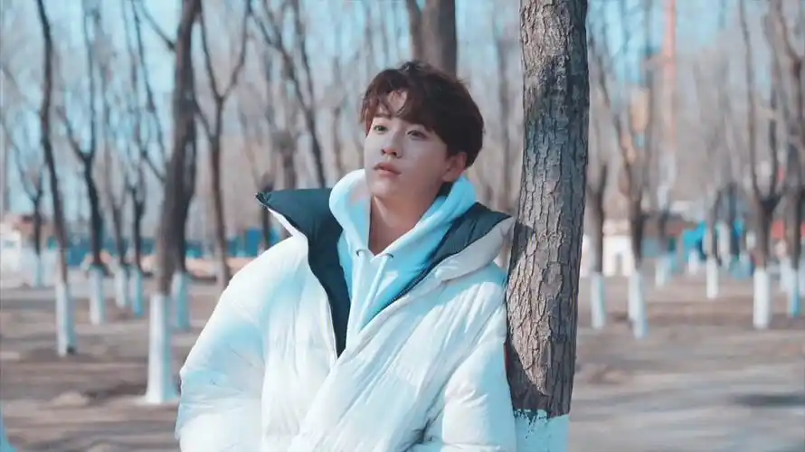 余景天随便拍拍都超好看