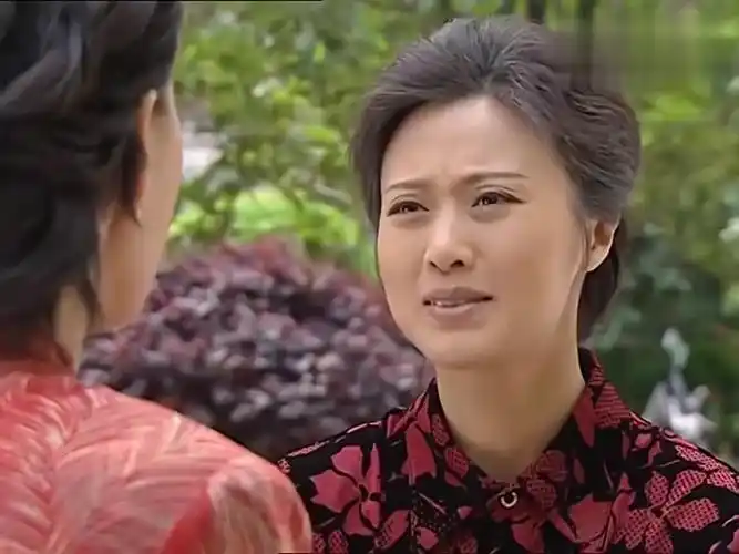 哪儿还有钱上学啊,都让舅舅偷完了 为您推荐: 悠悠寸草心:玉莲最后