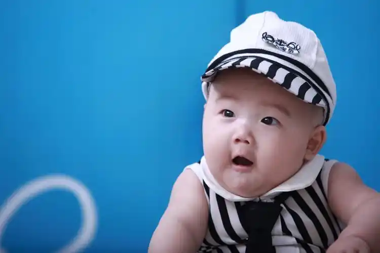 可爱宝贝壁纸图片