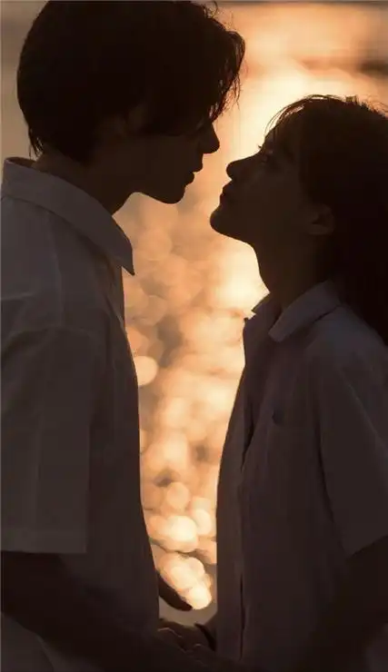 2021情侣双人壁纸真人高清全屏2021最新版甜蜜的情侣皮肤