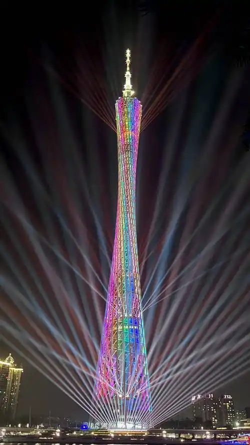 广州国际灯光节扮靓羊城夜_光影_文化_传统