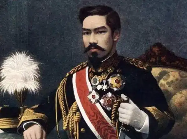 称帝进行曲(番外篇):万世一系的日本天皇是如何炼成的