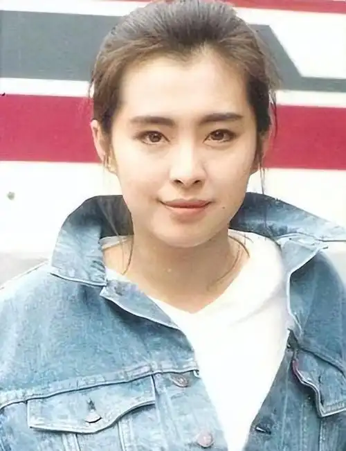 王祖贤:因齐秦私生子结束15年虐恋,如今的她,证实刘德华没说错