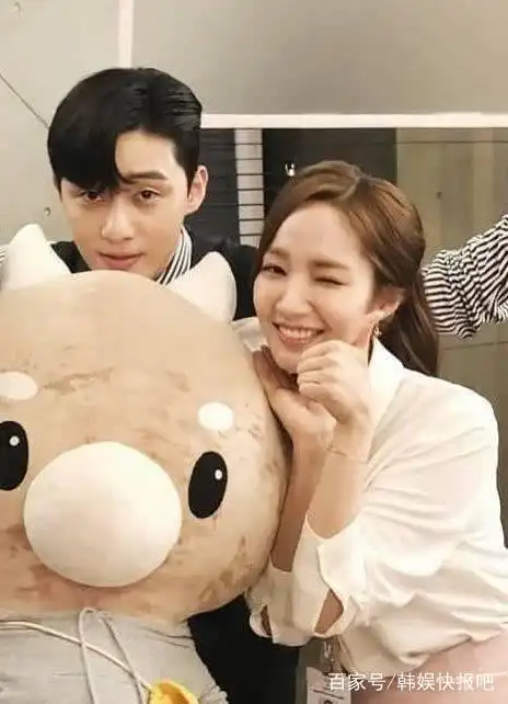 朴叙俊朴敏英因再次爆出的热恋说,剧中的吻戏再次成为话题