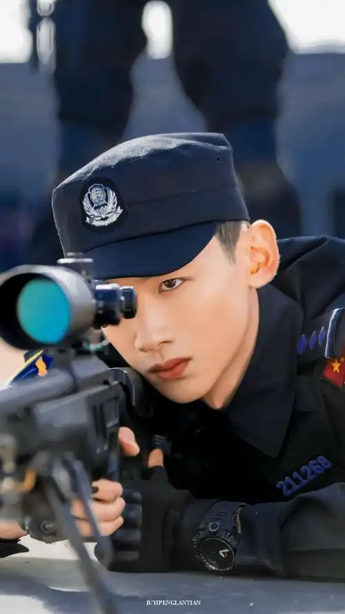 白敬亭74邢克垒