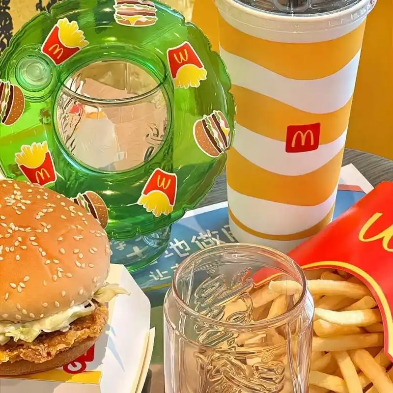 治愈美食朋友圈背景图.既然生活,就要有滋有味 #唯有美食可以 - 抖音