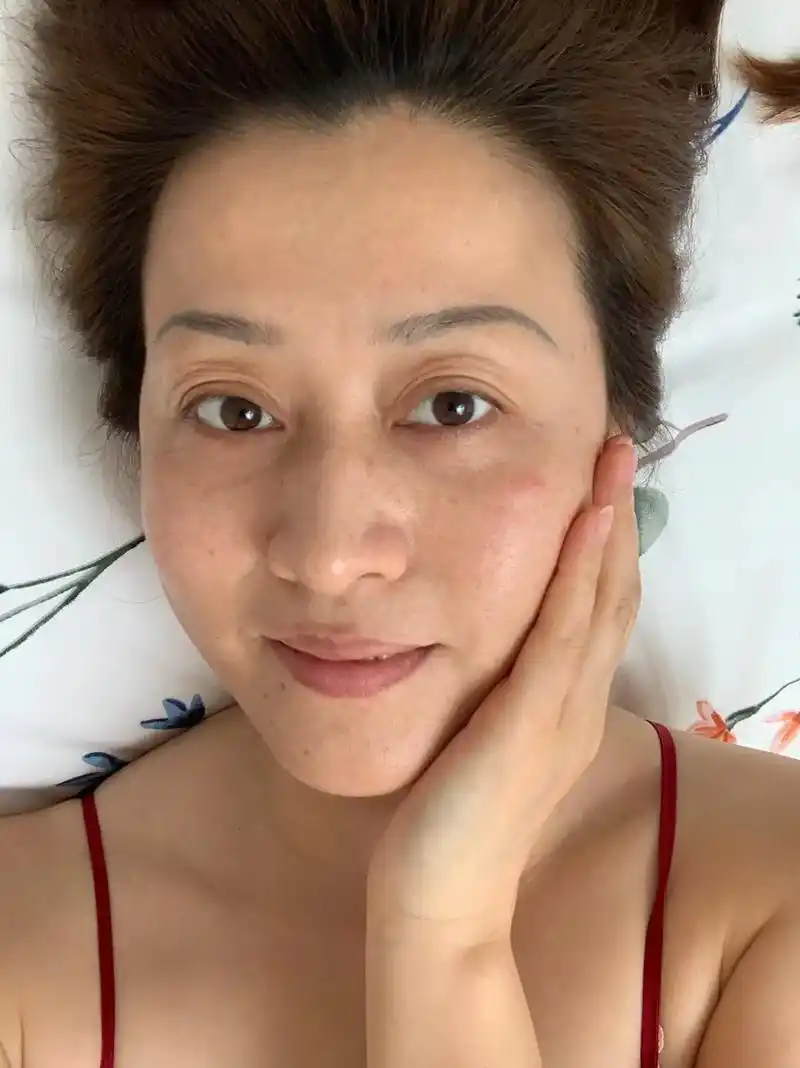 懂你的人无需多言#女人 #智慧女人 #素颜 #热门 @多看多 - 抖音