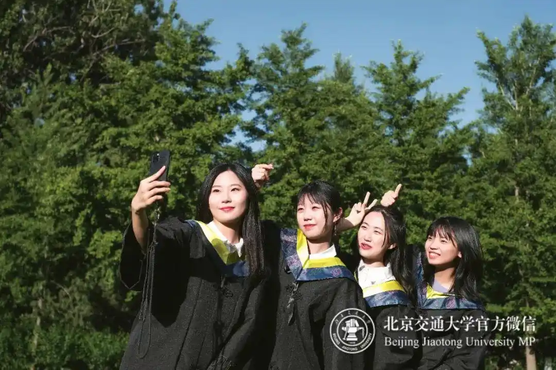 定格回忆!毕业照和你,都在交大心里