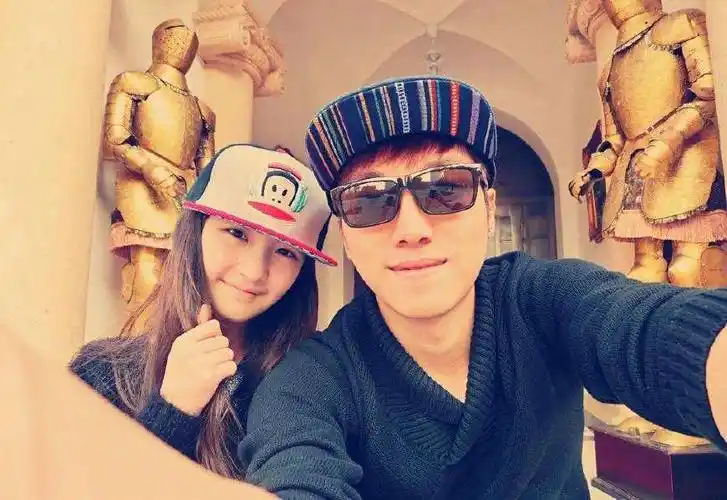 张木易张千巽结婚 相差12岁的情侣大叔爱上萝莉最童话的爱情