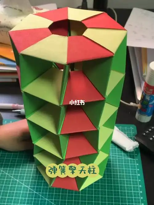 解压折纸弹簧擎天柱