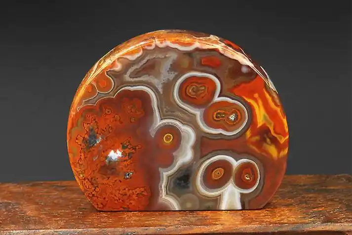 战国红玛瑙贵吗?