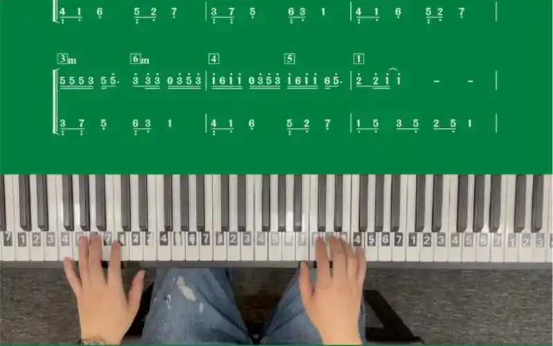 热门音乐 绿色 钢琴简谱 每天跟我学钢琴 弹流行歌曲_哔哩哔哩 (゜-゜