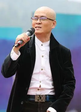 所有人都会唱你在他乡还好吗著名歌手光头李进接受fm959直播专访