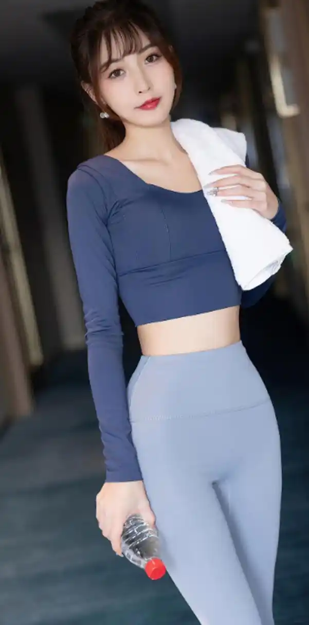 高颜值气质型美女