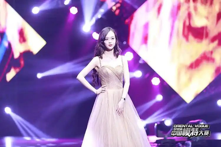 综艺节目,报名方式:关注《东方时尚中国模特大赛》官方微信公众号在线