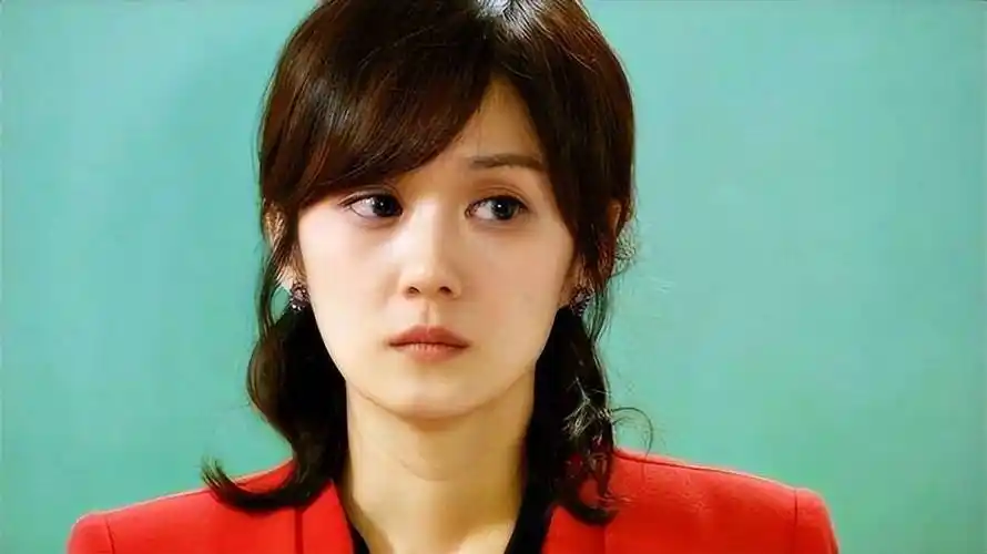 她是合唱《北京欢迎你》的唯一外国歌手,因一句玩笑话被封13年_张娜拉