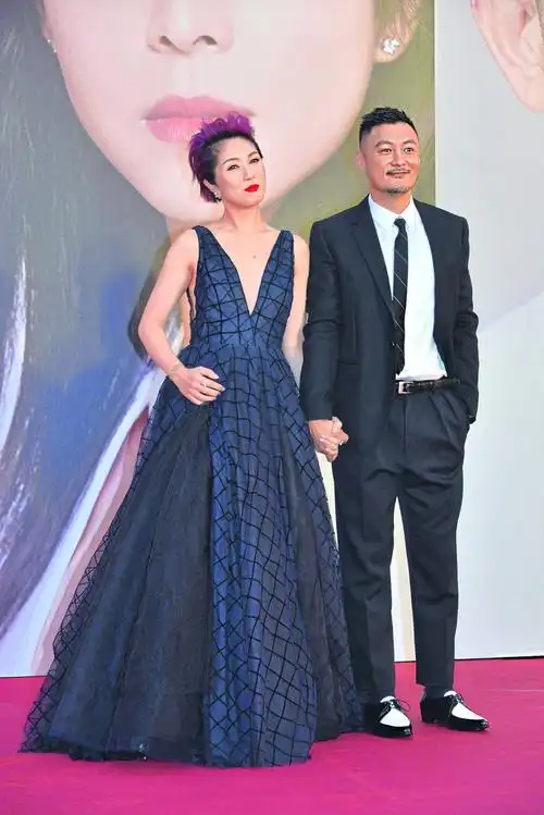 杨千嬅和余文乐「春娇与志明」合体.