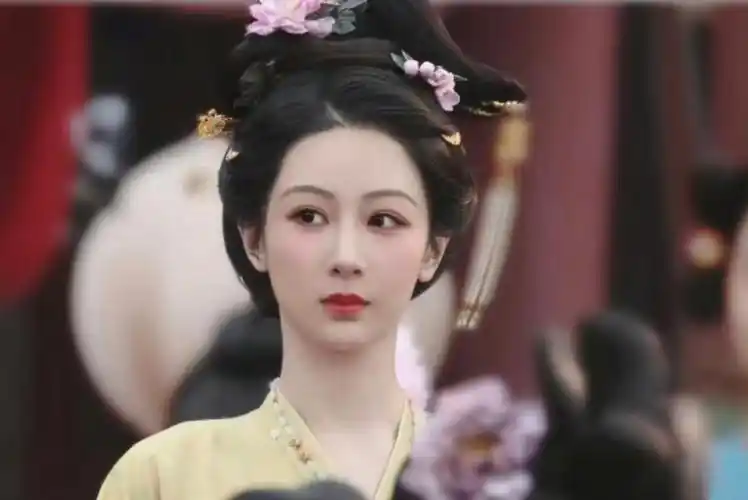 《承欢记》后,杨紫还有3部古装剧待播,都是高质量佳作!