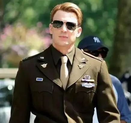 二战日军军服四不像原本模仿的是德军军服为什么做出来那么丑