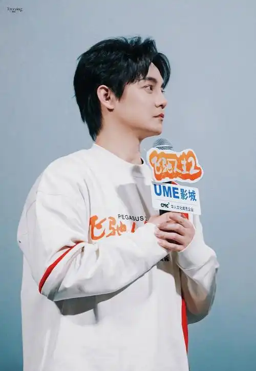 尹正一直都是闪闪发光的少年