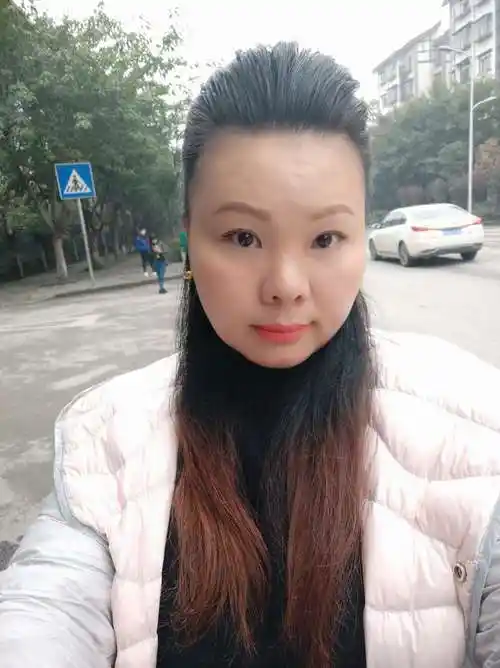 45岁离异女征婚照片(id:3056254)_重庆重庆征婚交友_我主良缘网