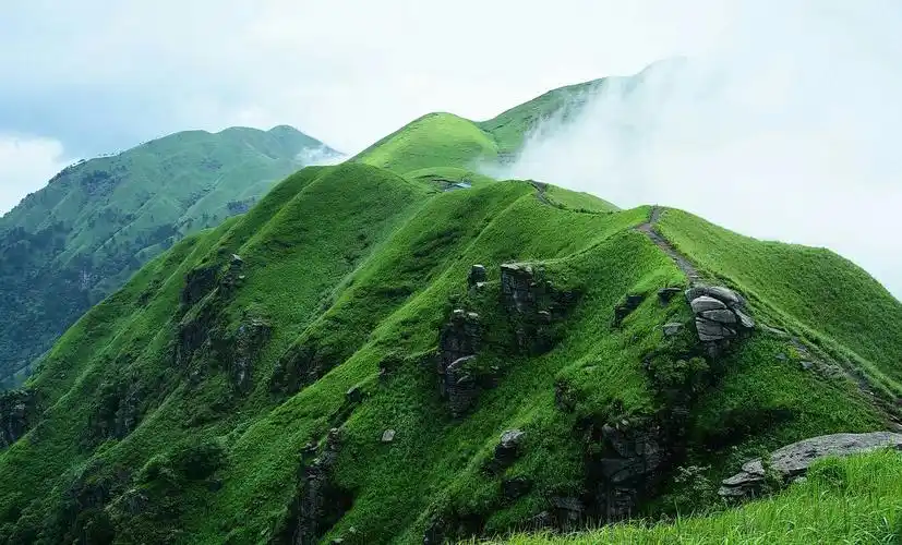 天上草原——绿色武功山