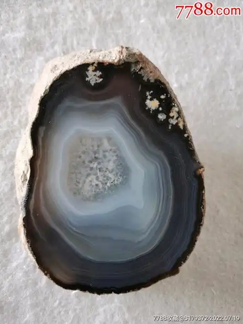 天然玛瑙片11*9cm原石切片摆件图纹精美_价格200元_第1张