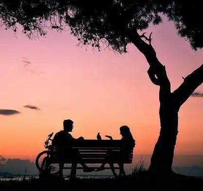 甜蜜温馨浪漫情侣图片我们白发如雪相视而笑