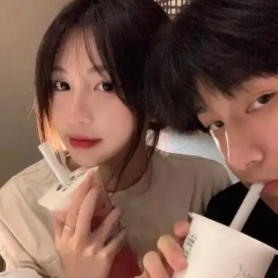 很浪漫恩爱的甜蜜精美情侣头像 优质浪漫到极致的高质量微信情头_情侣