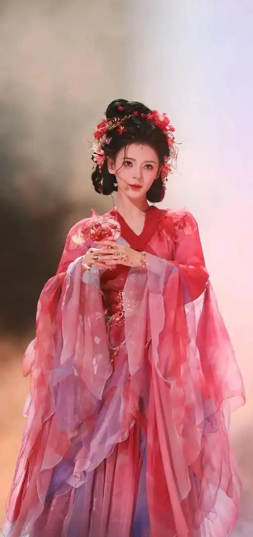 张予曦超美造型红昭愿真的惊艳