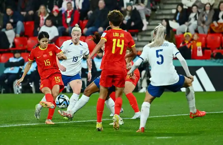 再提高成绩"——专访中国女足新主帅米利西奇_比赛_中国队_中国球员