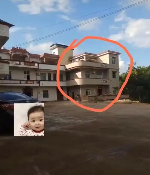 看上去很大气,很高端,毕竟赵丽颖现在已经混出来一片天了,农村有个体