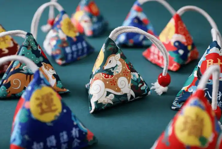 国潮风的文创产品设计上够惊艳