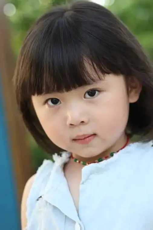 突然看见闺女小时候,真的好可爱