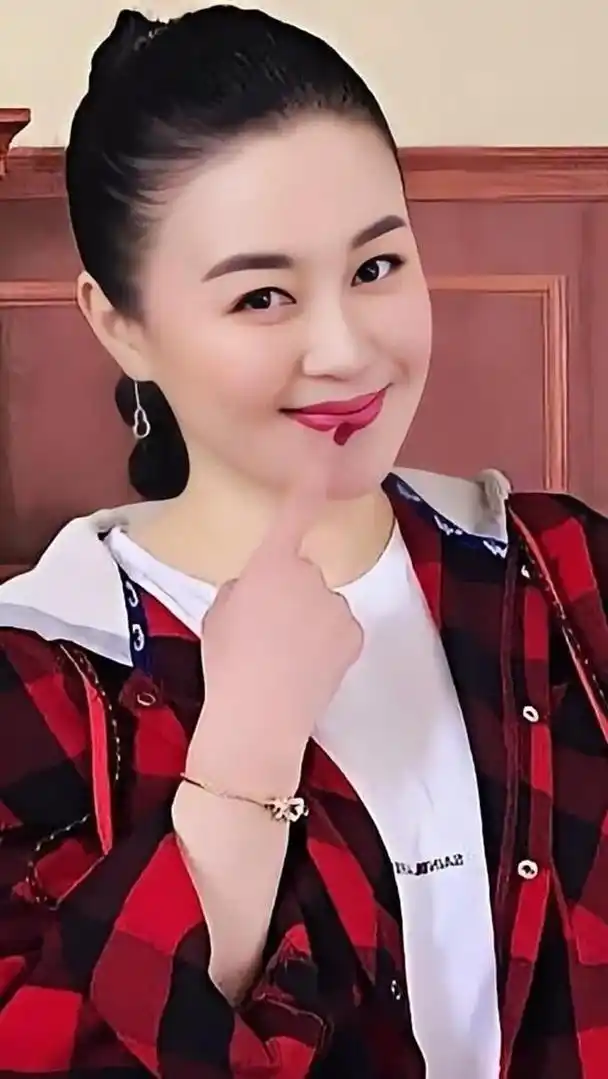 关婷娜40岁未婚却有固定伴侣,如何满足生理需求?