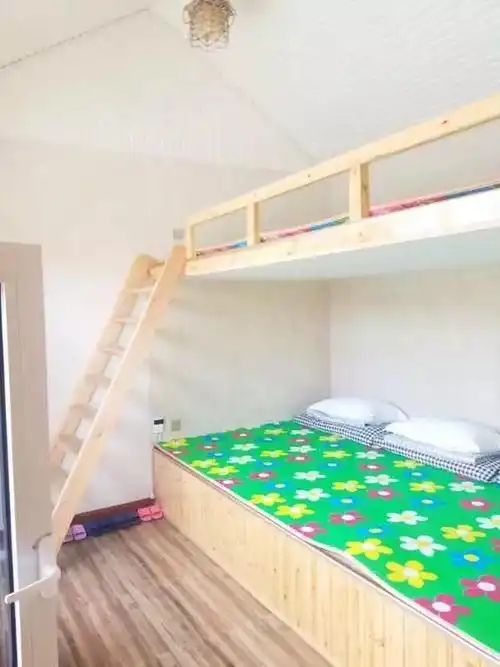 白沙湾小木屋海鲜大咖网红大铁锹贝类随便吃赶海拾贝赶海纯玩二日拷贝