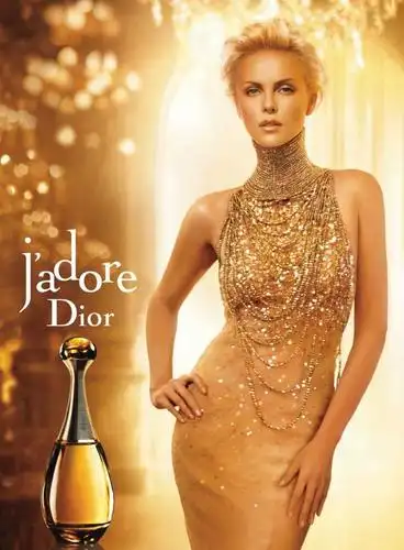 代言费:7500万美元查理兹·塞隆&迪奥真我香水乔治·克鲁尼在2005年与