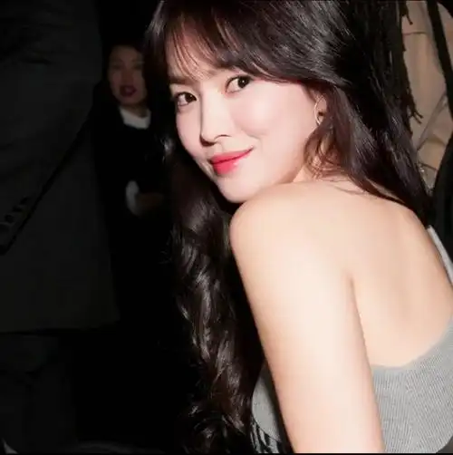 [宋慧乔][新闻]170222 杂志采访①:慧乔从容面对岁月重视每一部作品