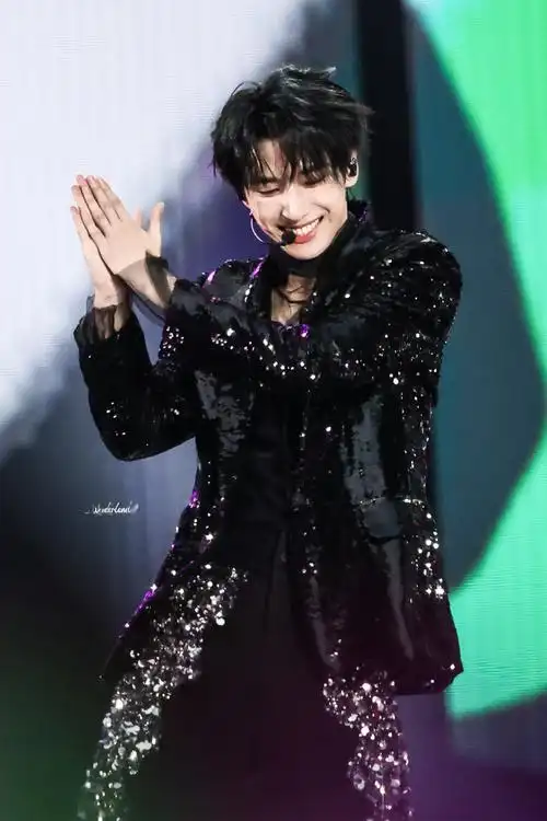 严浩翔饭撒##严浩翔越拽我越爱