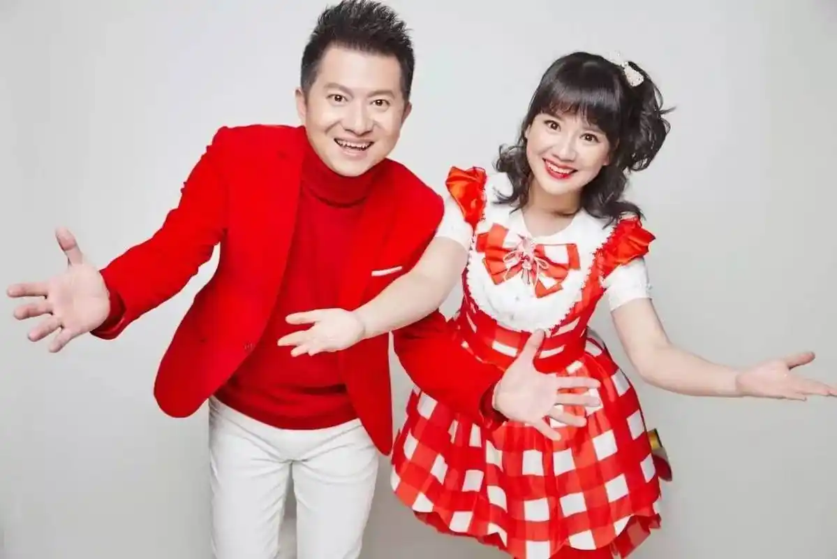 鞠萍姐姐和董浩叔叔为魔法能量书写序言和推荐