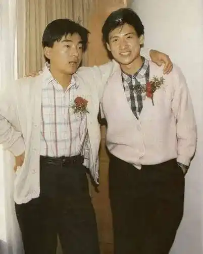 吕方:跟郑裕玲恋爱16年如在坐牢,分手连宝马车都不送我,很遗憾_张学友