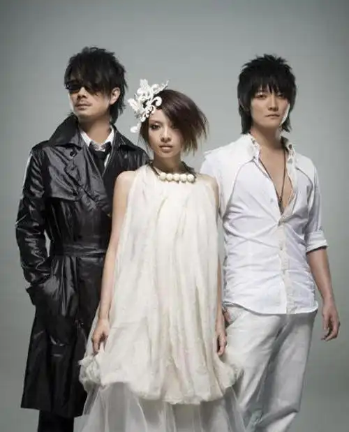 "飞儿乐团"詹雯婷,被昔日队友踢出团队,靠一首歌曲成功翻红_网易订阅