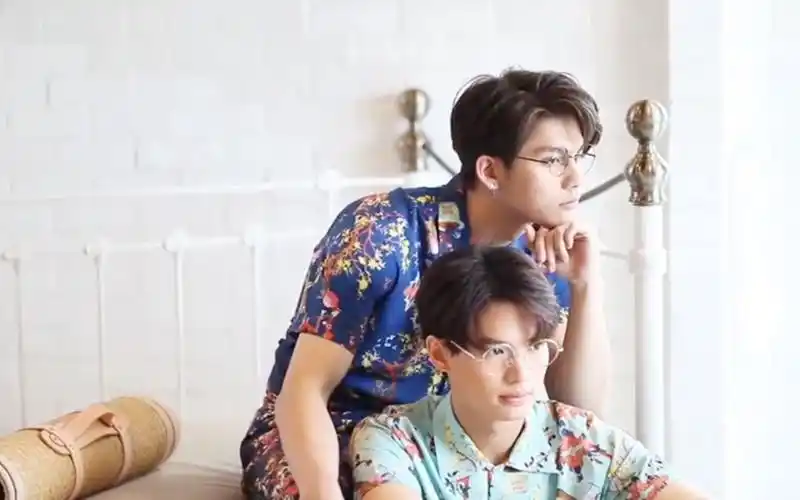 【泰星】【brightwin】还有人没看过封面这个花衣服的杂志拍摄绝美小